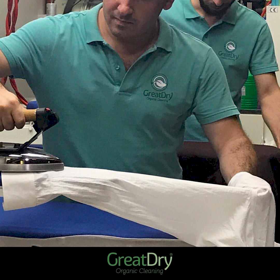 Teşvikiye Gömlek Ütüleme